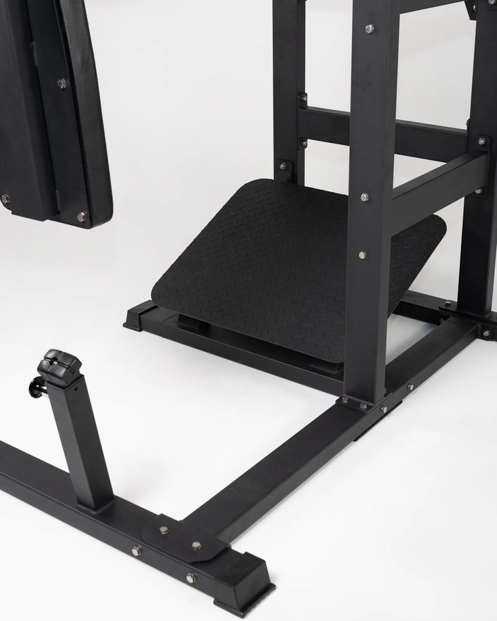 Skelcore Plate Loaded Pro Plus Pendulum Squat Machine
